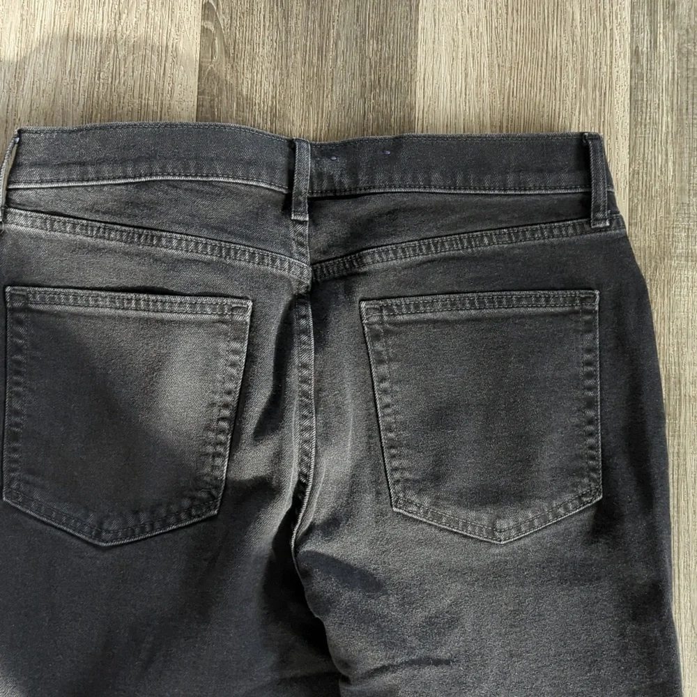 Gap Flare High Rise - Picture 5 of 6